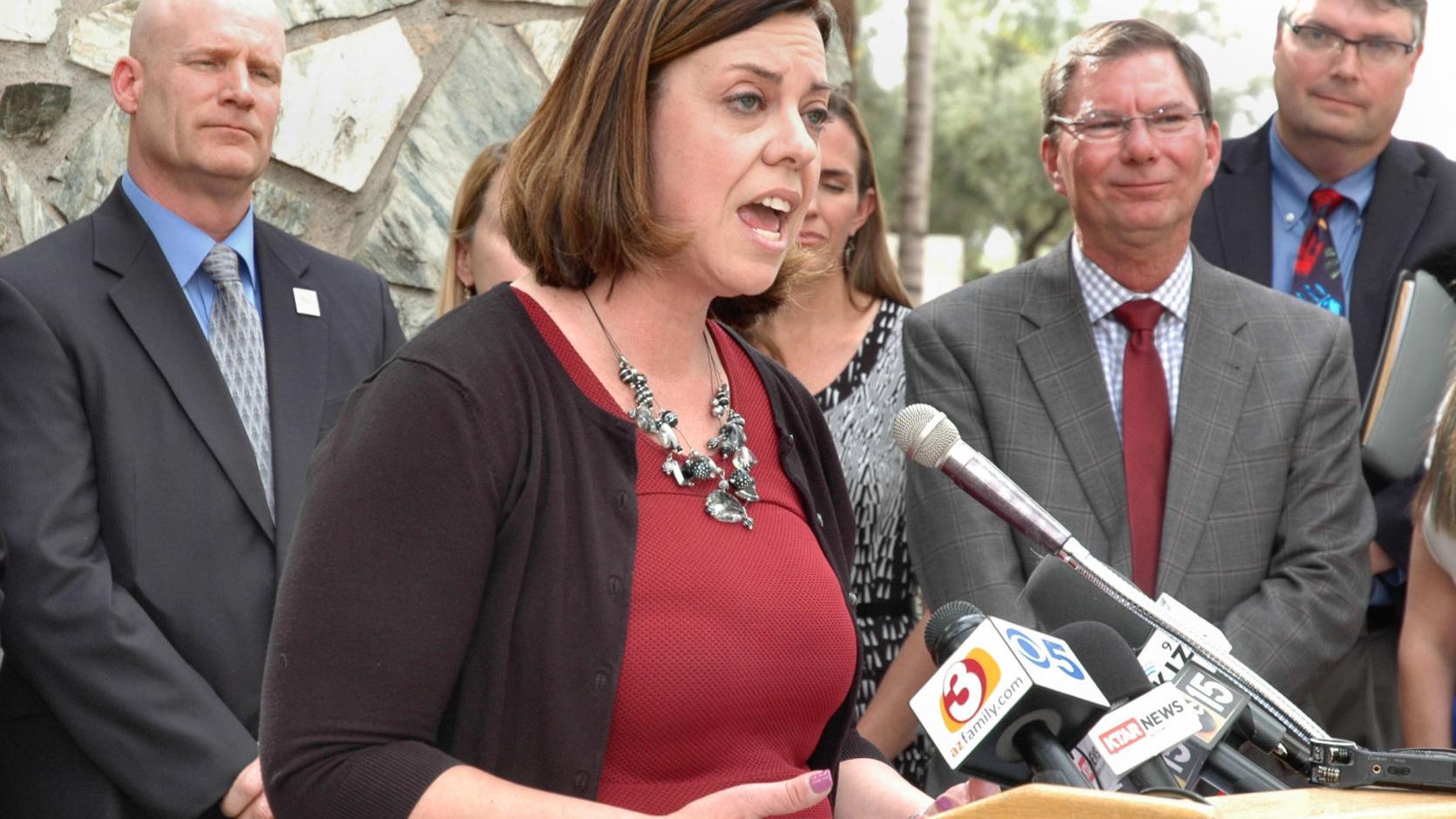 Arizona teachers to cast strike votes this week